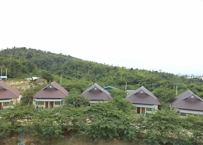 Jade Royal Hotel
